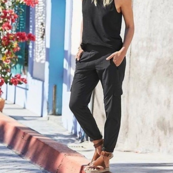 Athleta Lightweight Cargo Pant - Picture 11 of 11